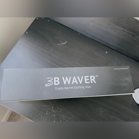 NWOT Beachwaver Co. Midnight Rose 3B Waver - Picture 4 of 10